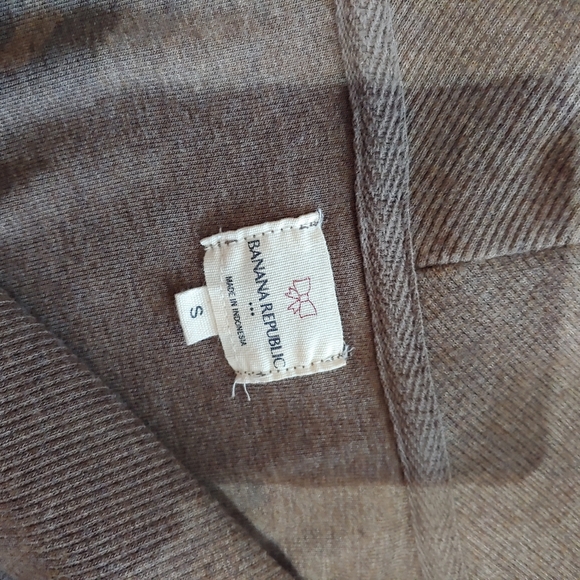 Banana Republic Sweatshirt - Picture 3 of 4